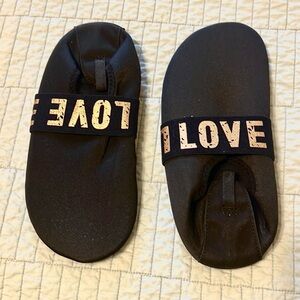 NWT,SEEKWAY, Black Water Shoes, Soft Neoprene, Blister-Free, Size 40/41